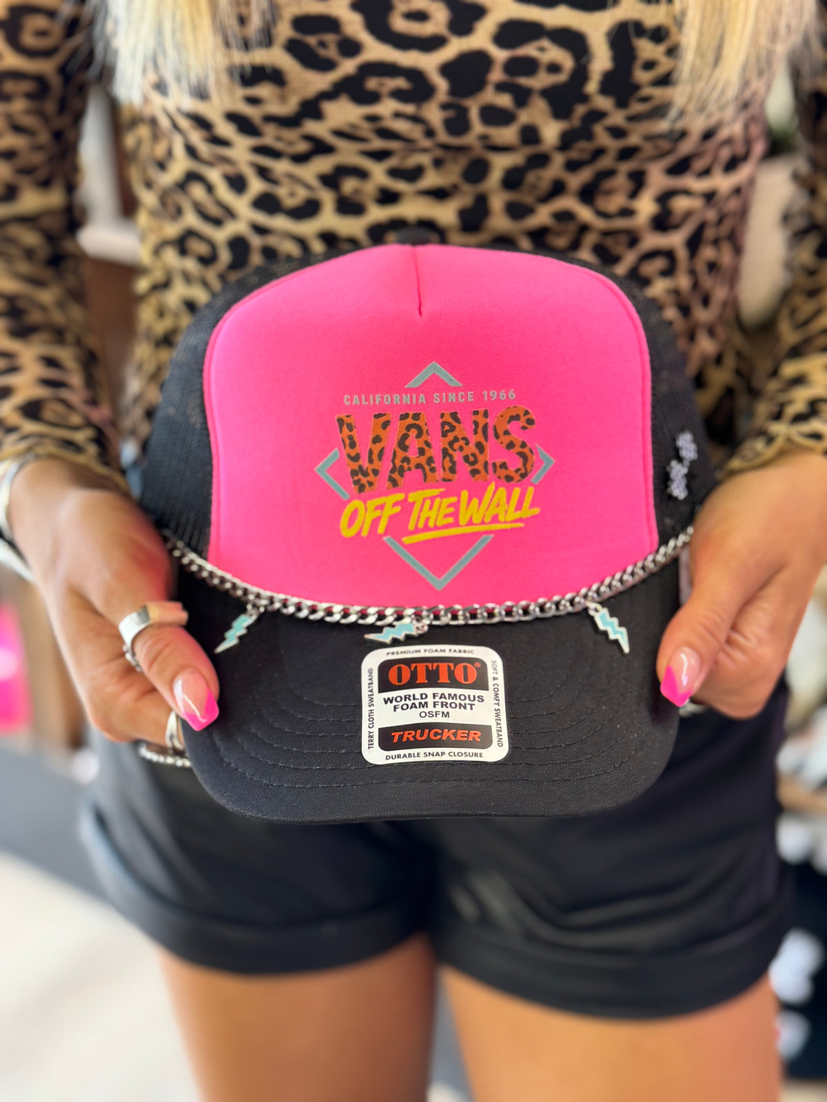 Vans “Off The Wall” Neon Pink & Black Trucker Hat